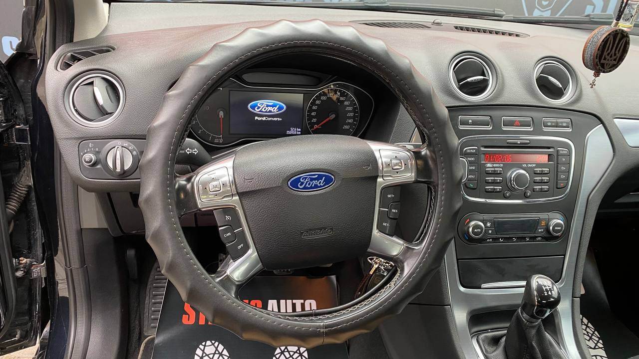 Ford Mondeo - фото 19