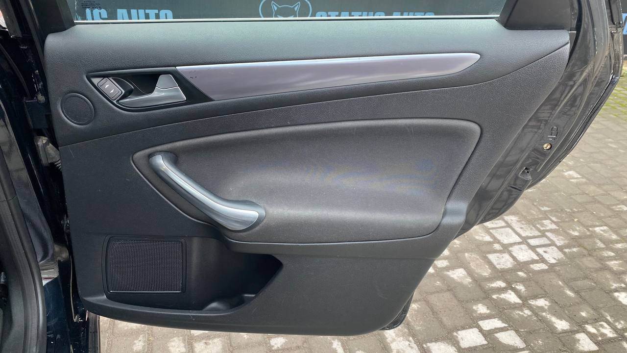 Ford Mondeo - фото 32