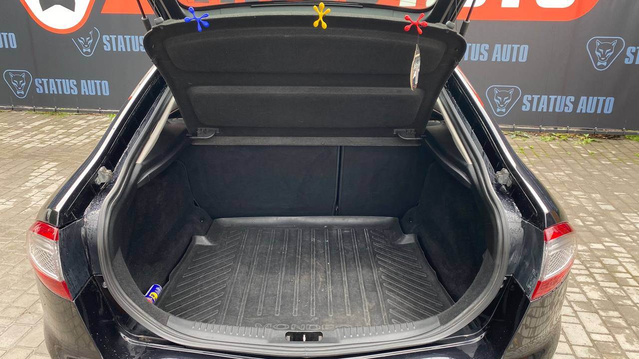 Ford Mondeo - фото 12