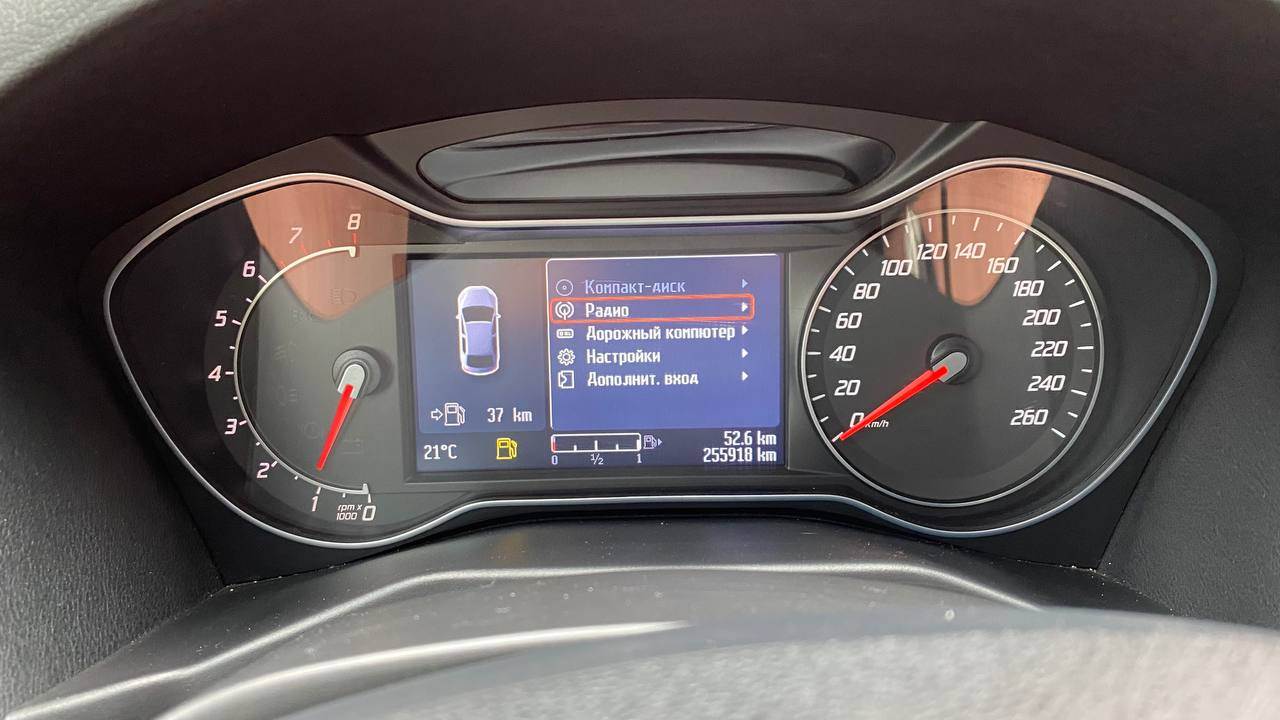 Ford Mondeo - фото 20