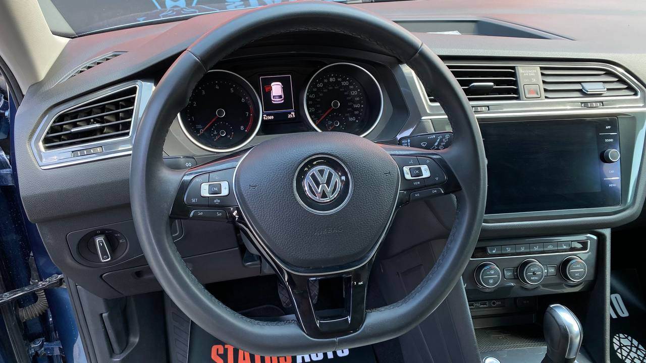 Volkswagen Tiguan - фото 18