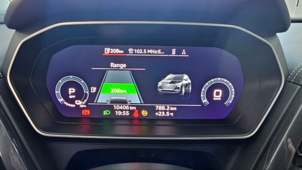 Audi Q4 e-tron - фото 15