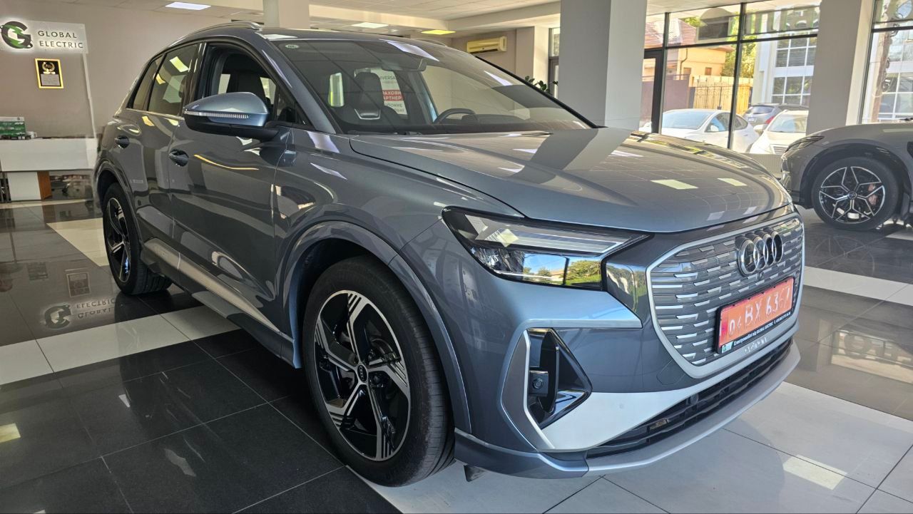 Audi Q4 e-tron - фото 3