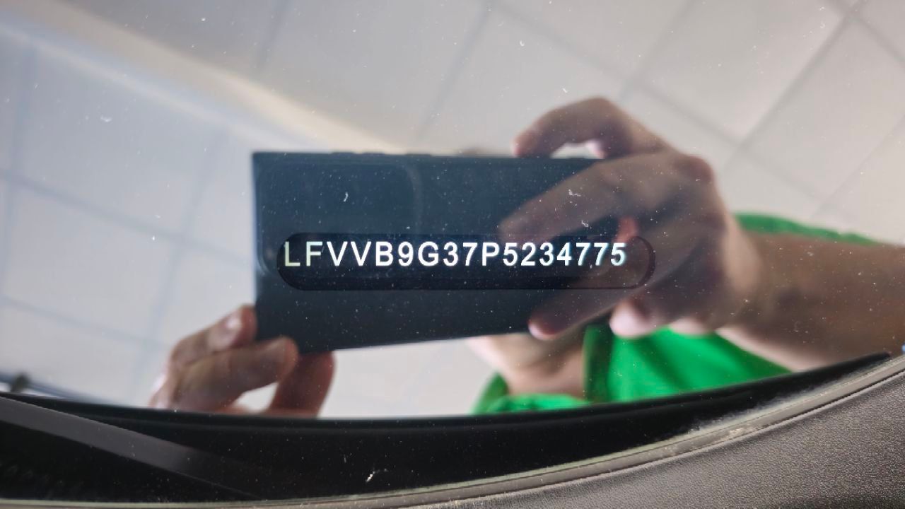 Audi Q4 e-tron - фото 19