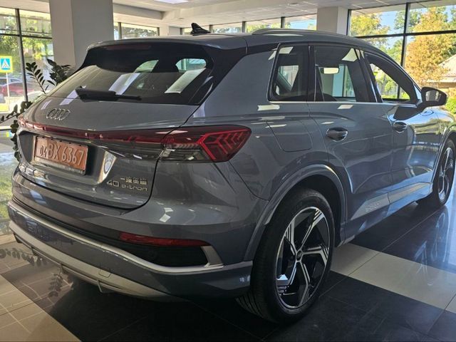 Audi Q4 e-tron - фото 5