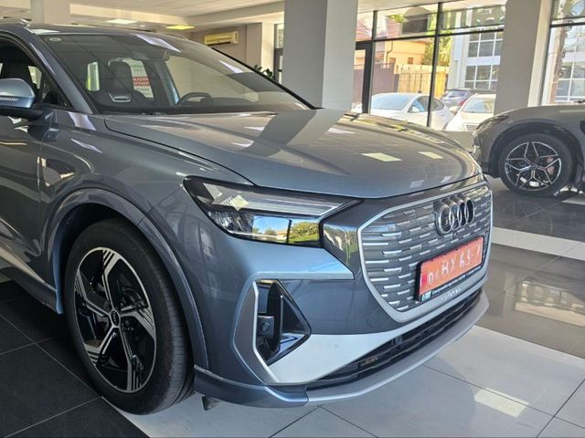 Audi Q4 e-tron - фото 3