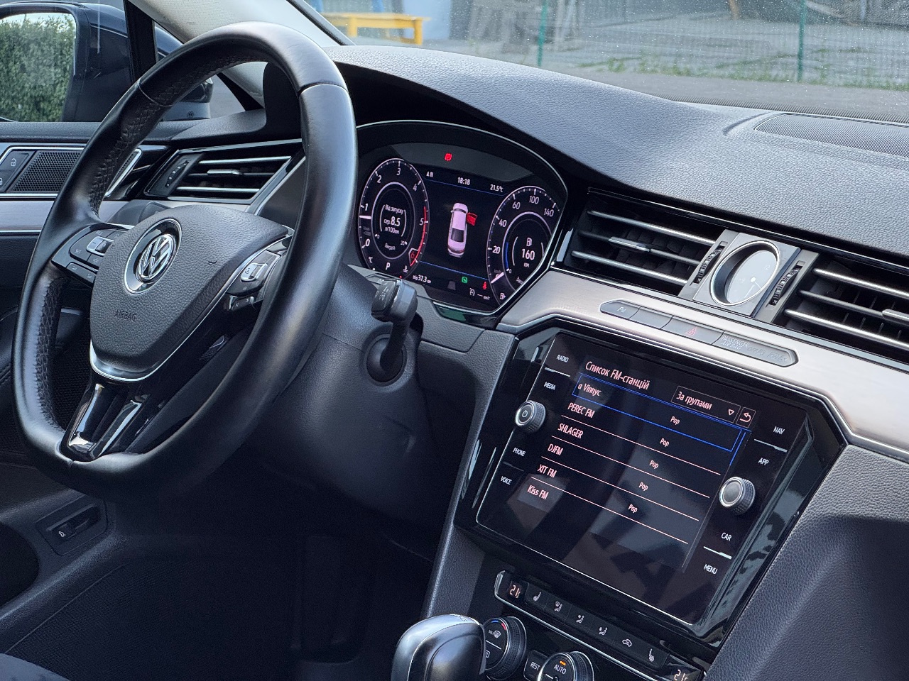 Volkswagen Passat - фото 22