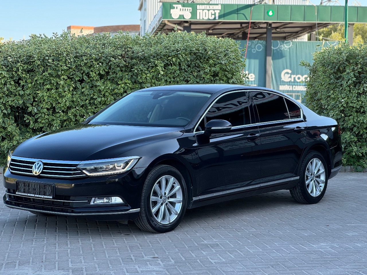 Volkswagen Passat - фото 6