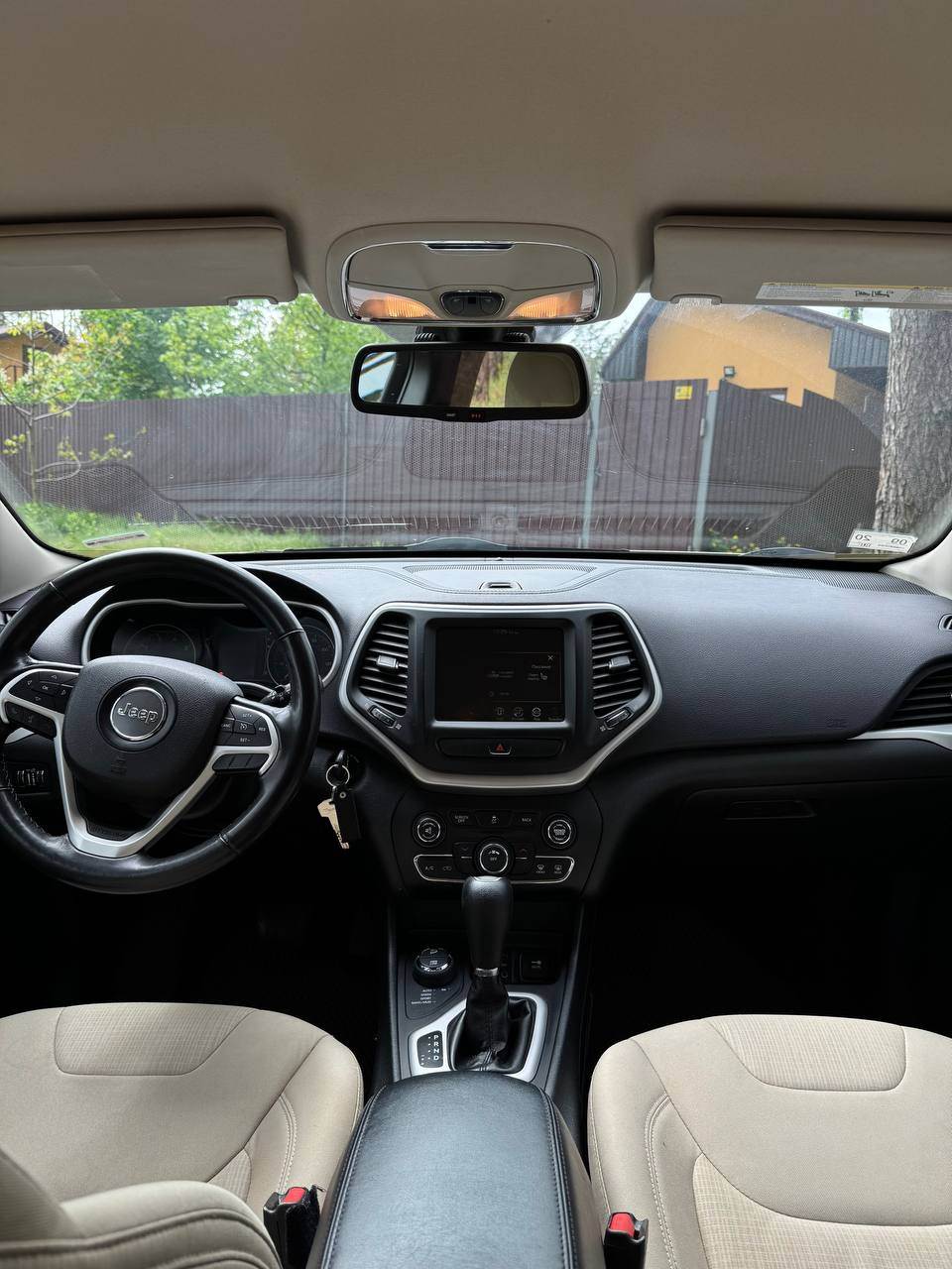 Jeep Cherokee - фото 6