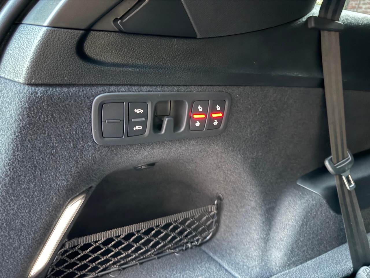 Audi Q7 - фото 24