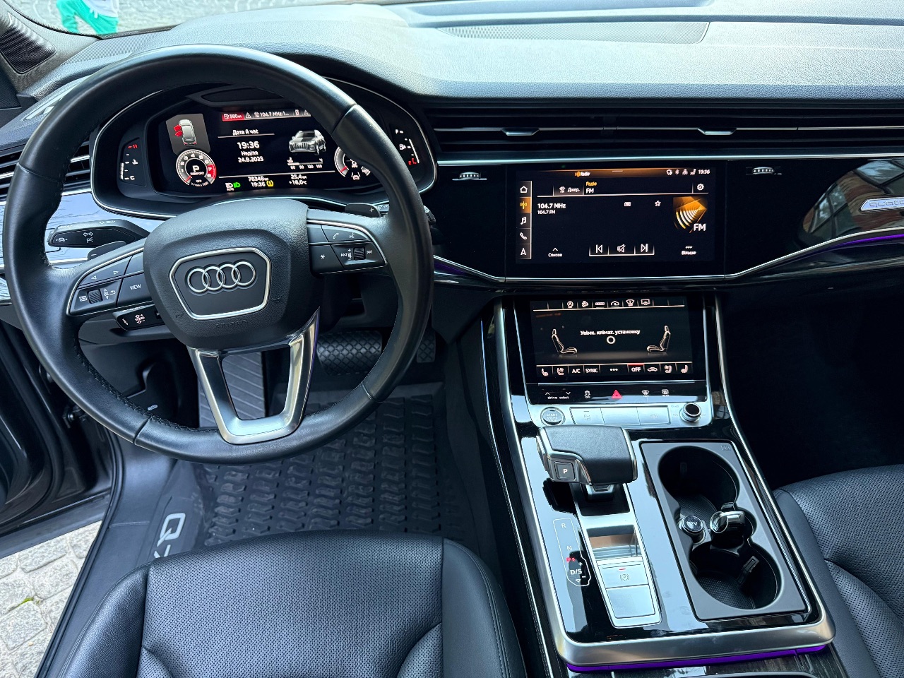 Audi Q7 - фото 21