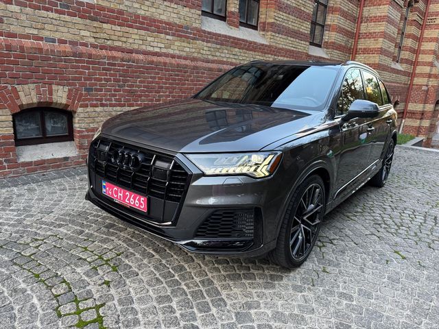 Audi Q7 - фото 4
