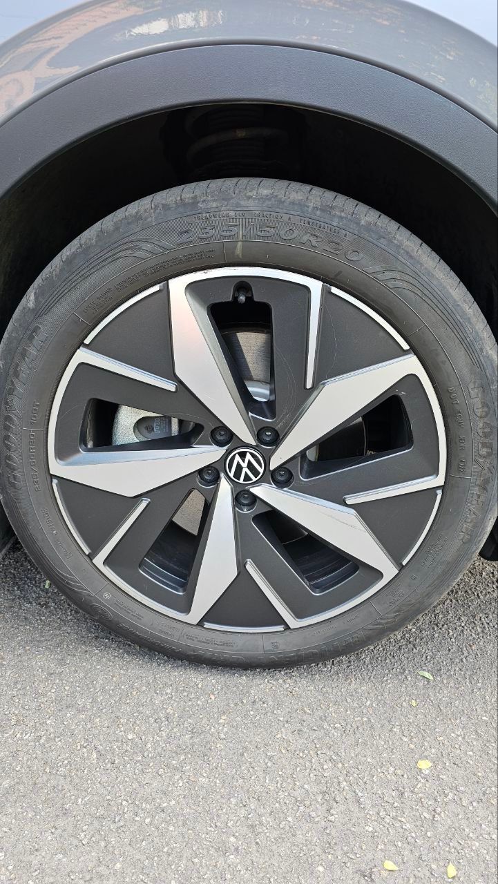 Volkswagen ID.4 - фото 14