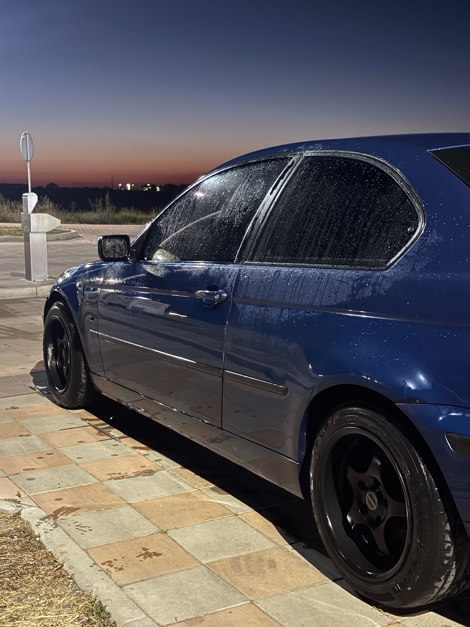 BMW 3 серії - фото 1