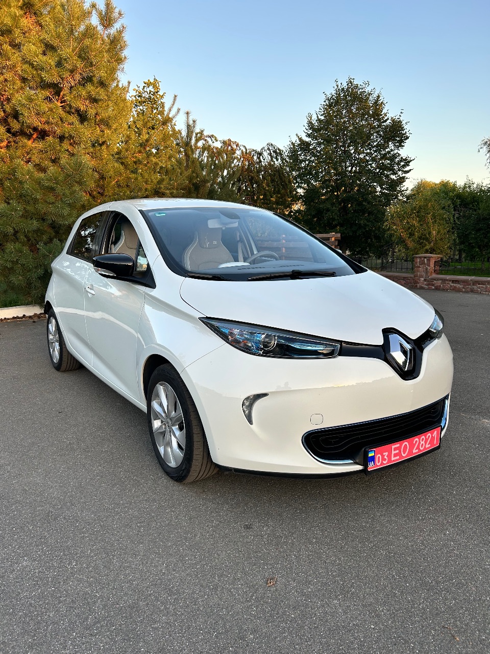 Renault ZOE - фото 7