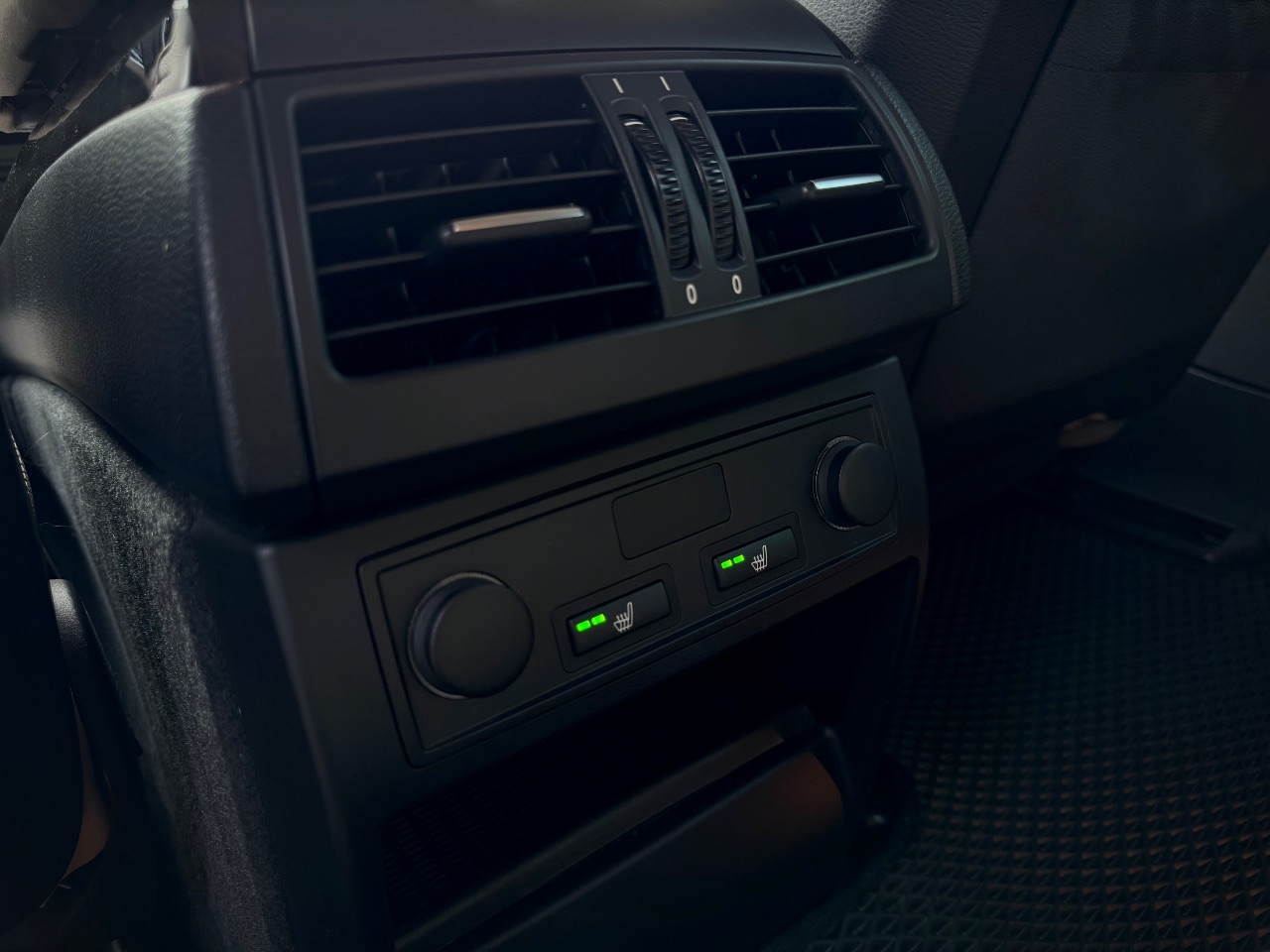 BMW X6 - фото 39