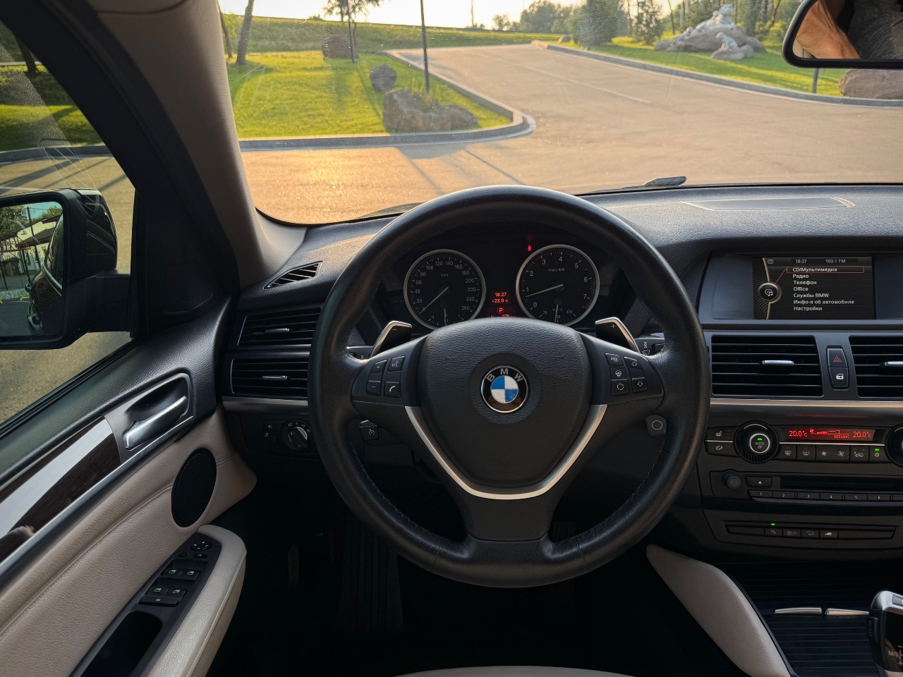 BMW X6 - фото 48