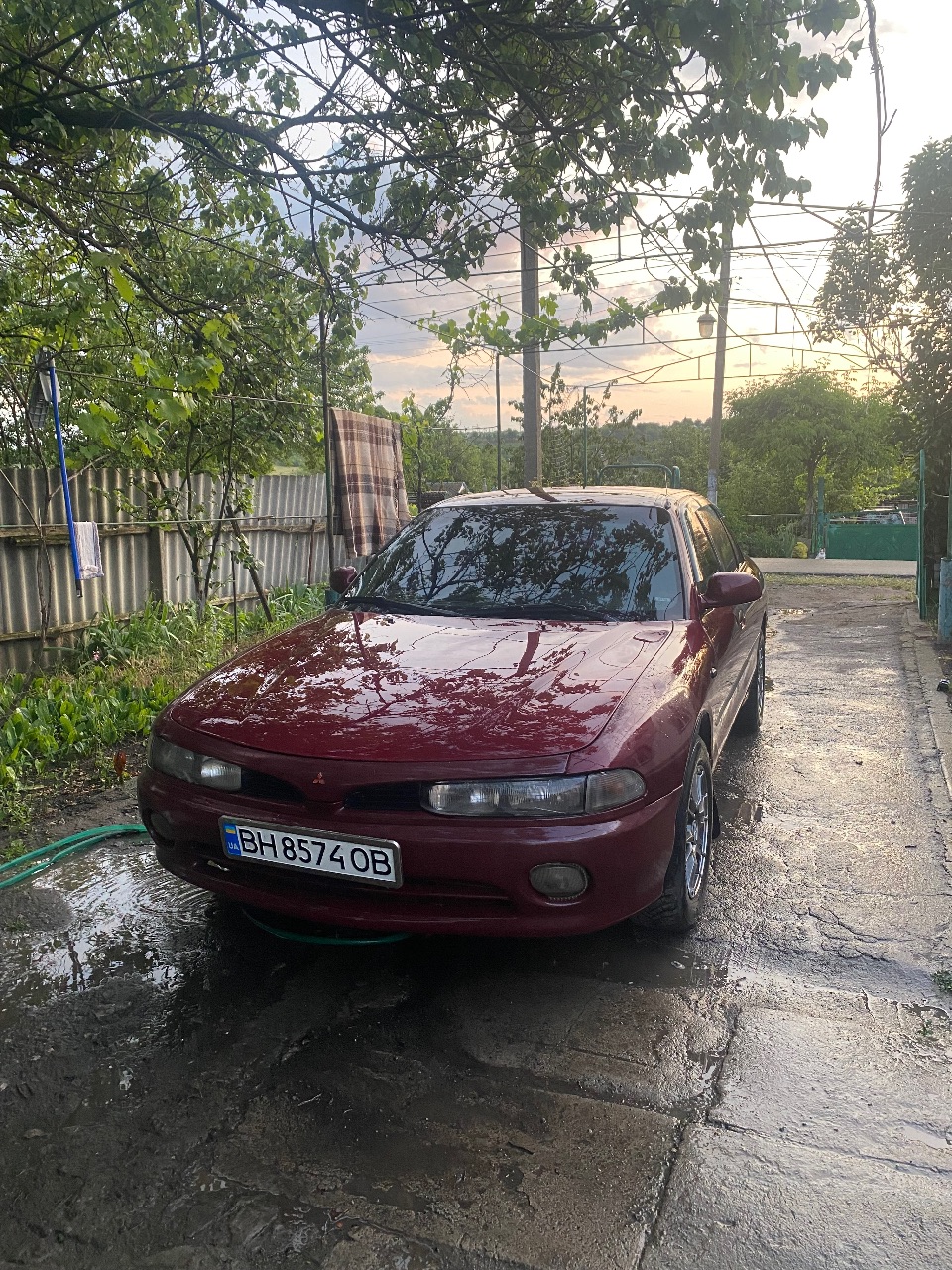 Mitsubishi Galant - фото 1