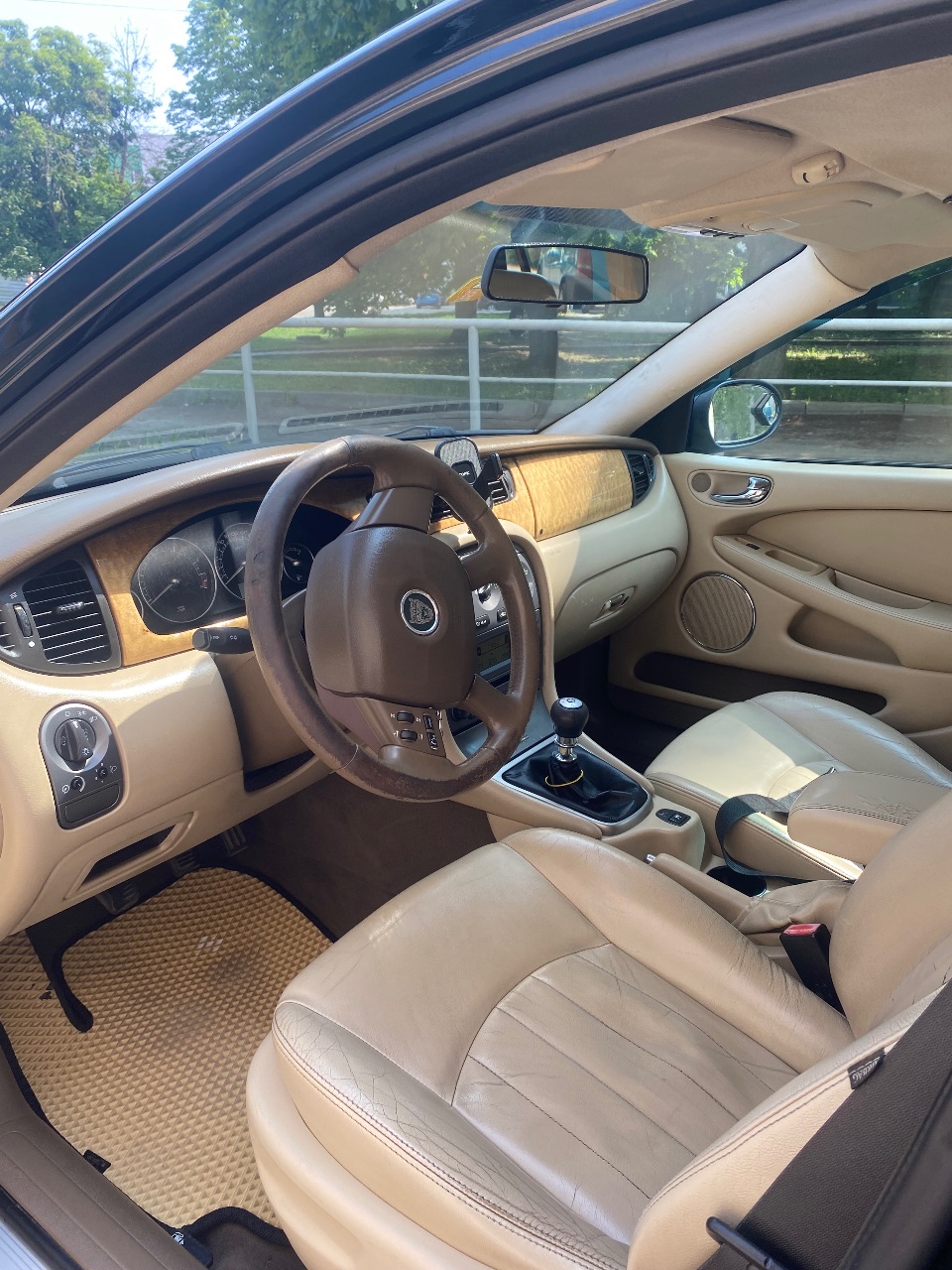 Jaguar X-Type - фото 12