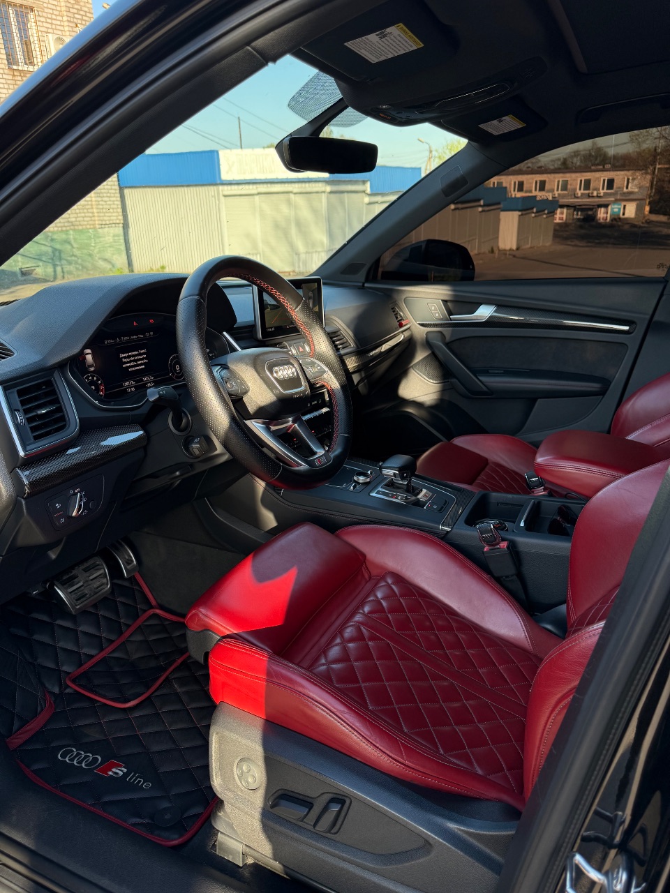 Audi SQ5 - фото 20