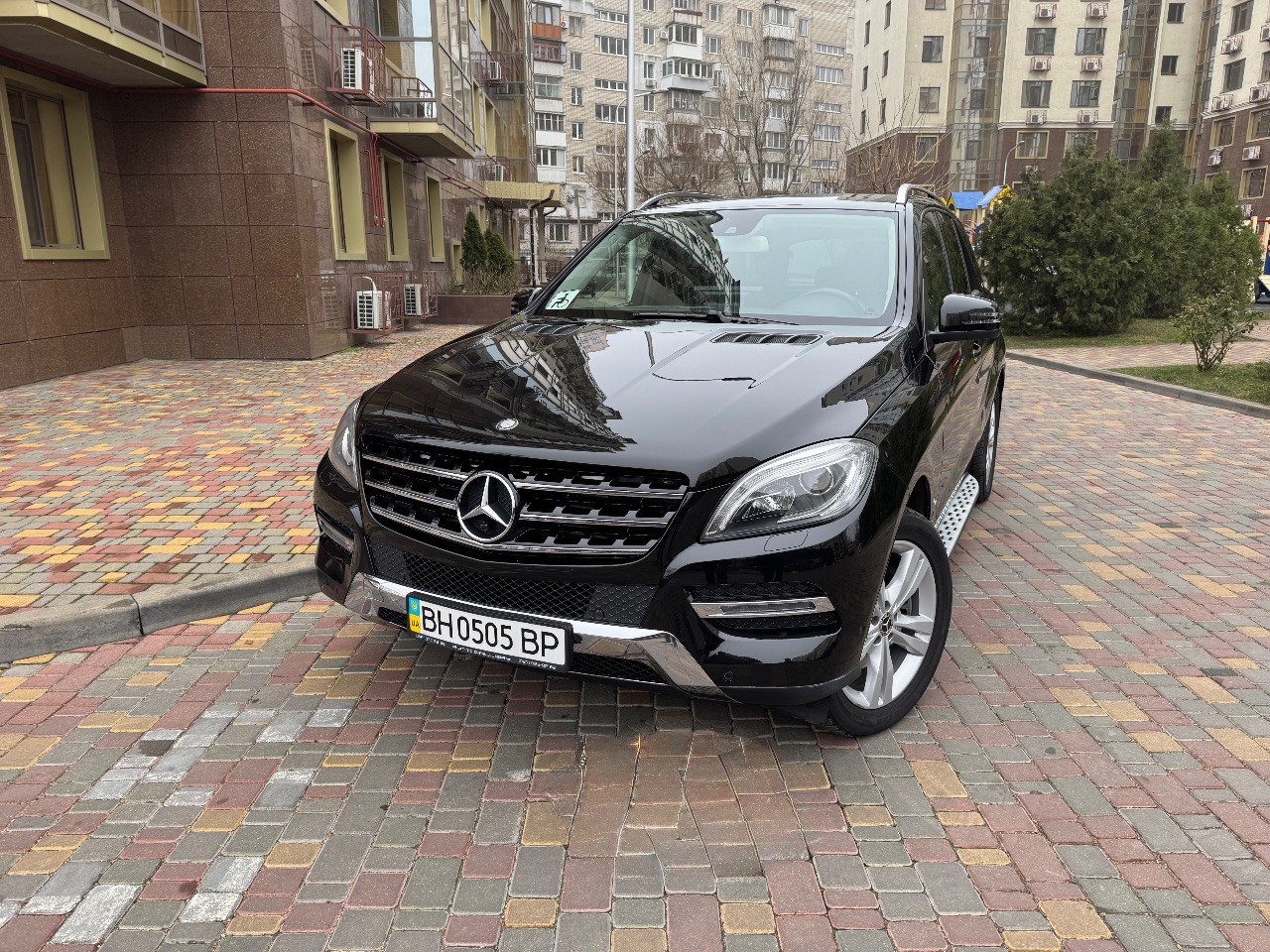 Mercedes-Benz M-Класс - фото 1