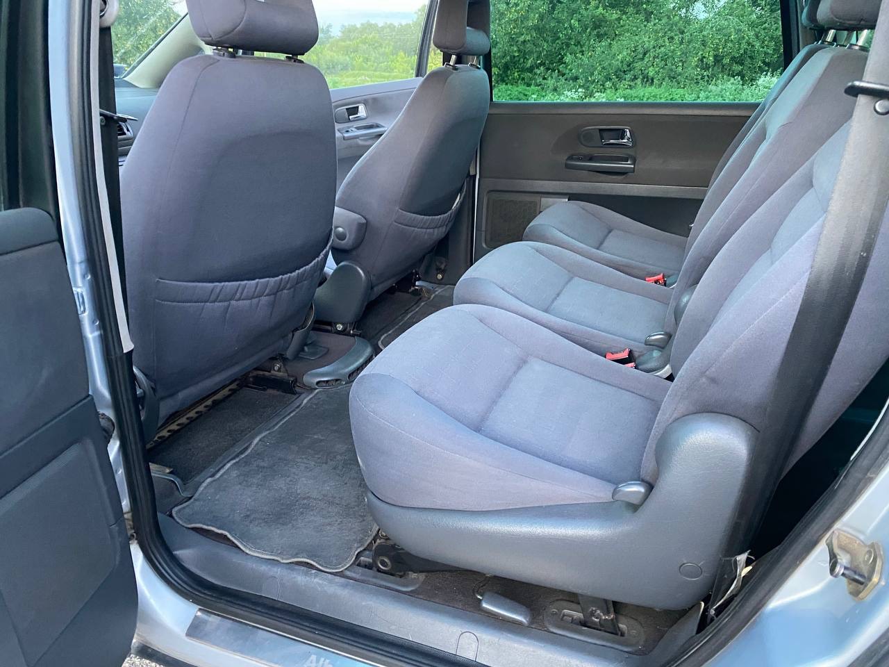 SEAT Alhambra - фото 10