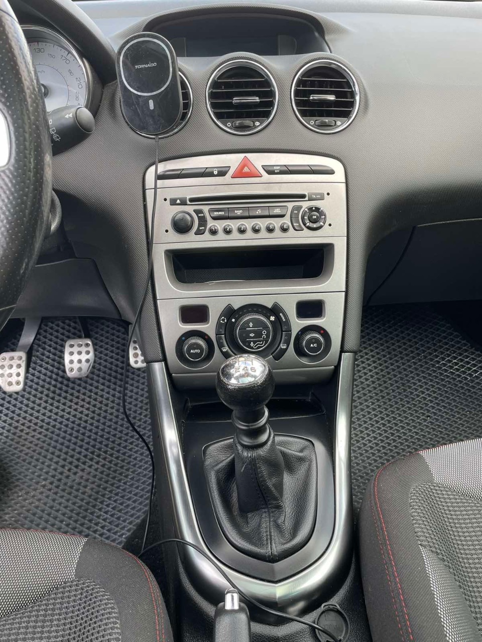 Peugeot 308 - фото 17