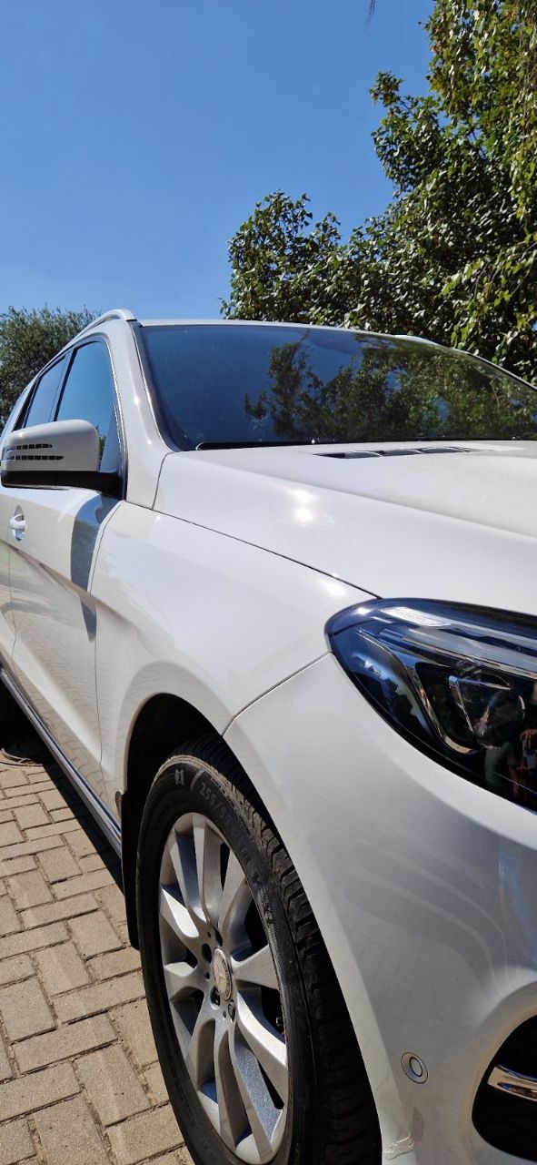 Mercedes-Benz GLE - фото 7