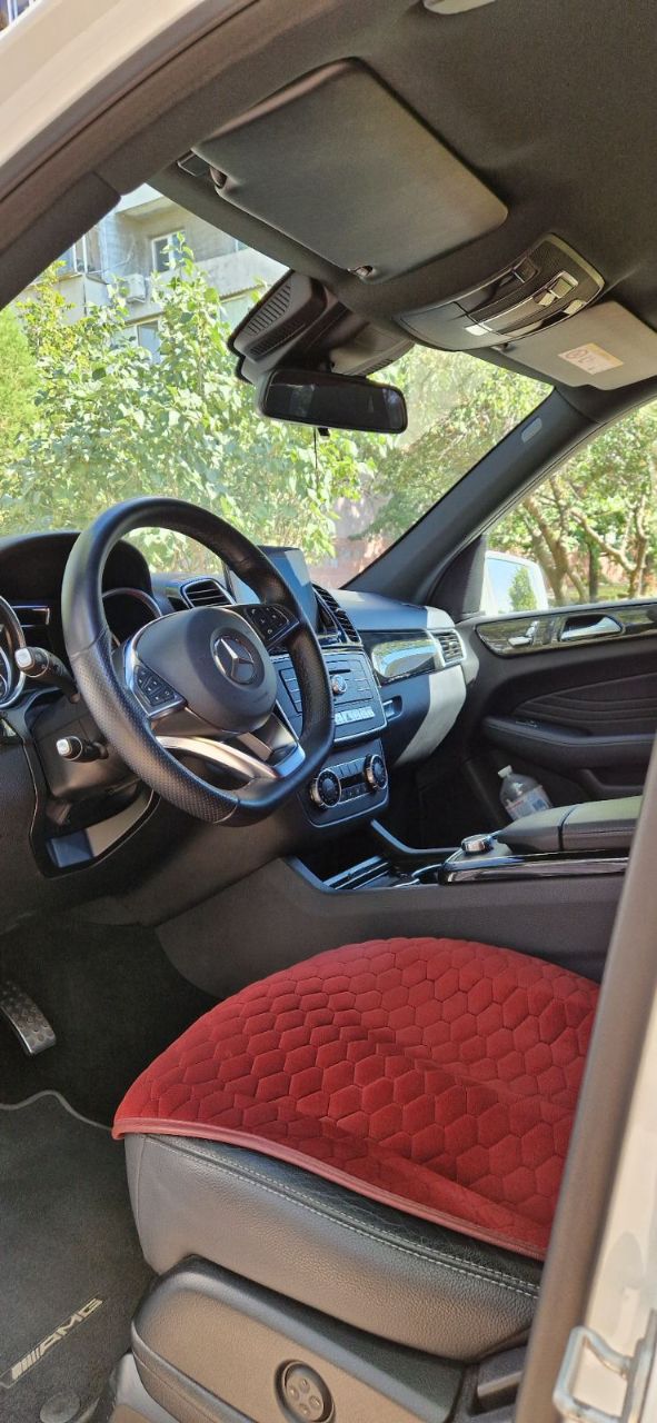 Mercedes-Benz GLE - фото 4