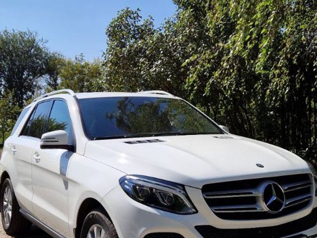 Mercedes-Benz GLE - фото 1