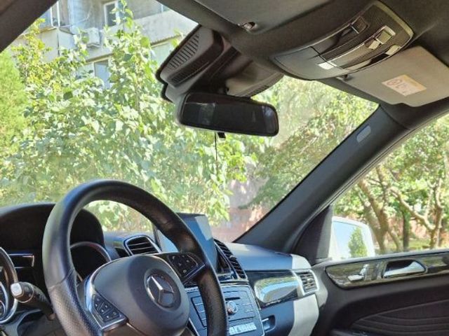 Mercedes-Benz GLE - фото 4