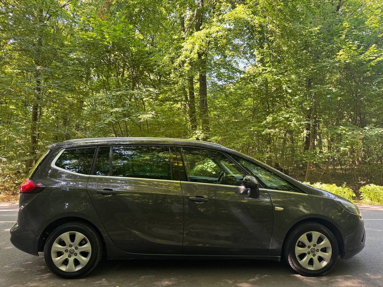 Opel Zafira - фото 9