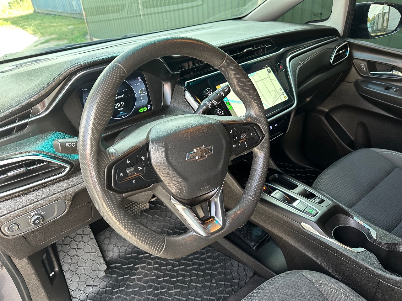 Chevrolet Bolt - фото 26