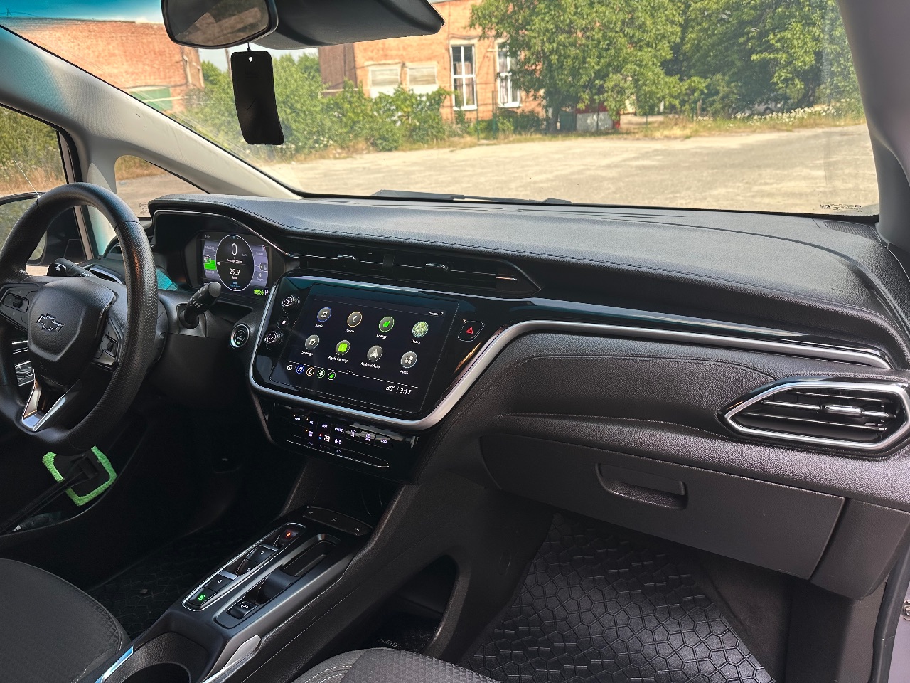 Chevrolet Bolt - фото 30