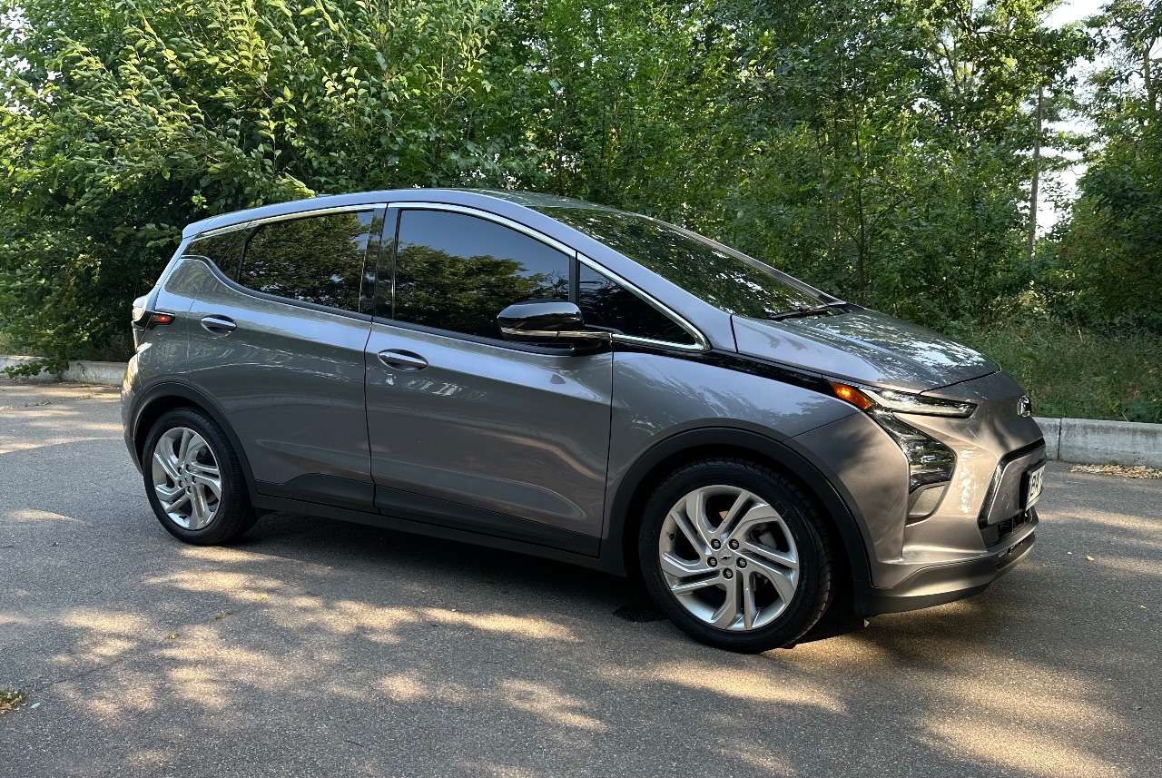 Chevrolet Bolt - фото 14