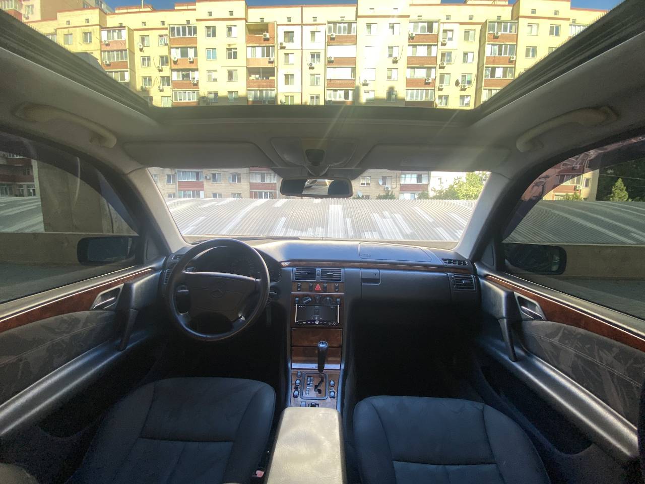 Mercedes-Benz E-Класс - фото 7