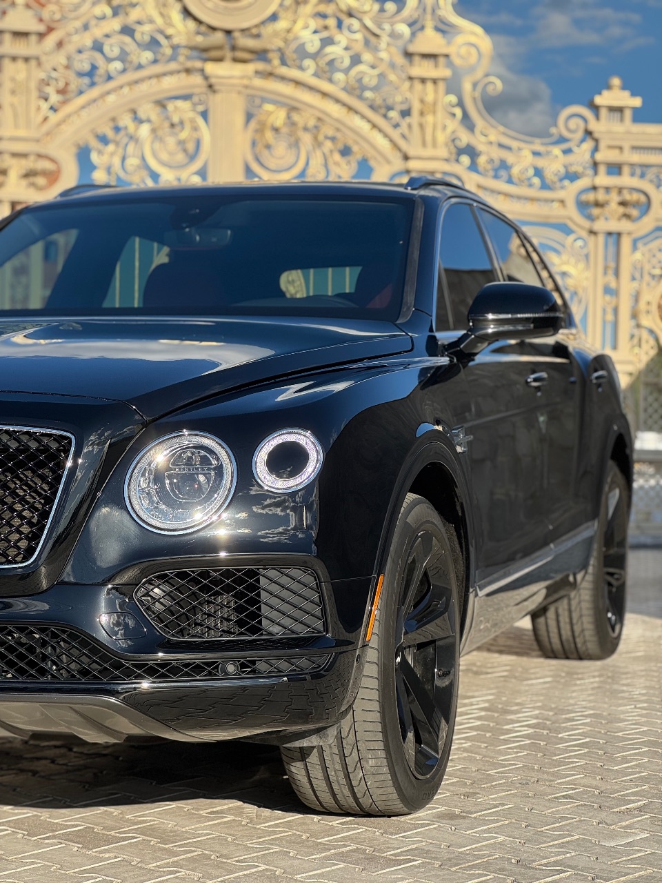 Bentley Bentayga - фото 7