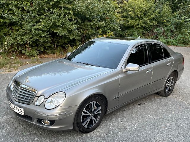 Mercedes-Benz E-Класс - зображення 3