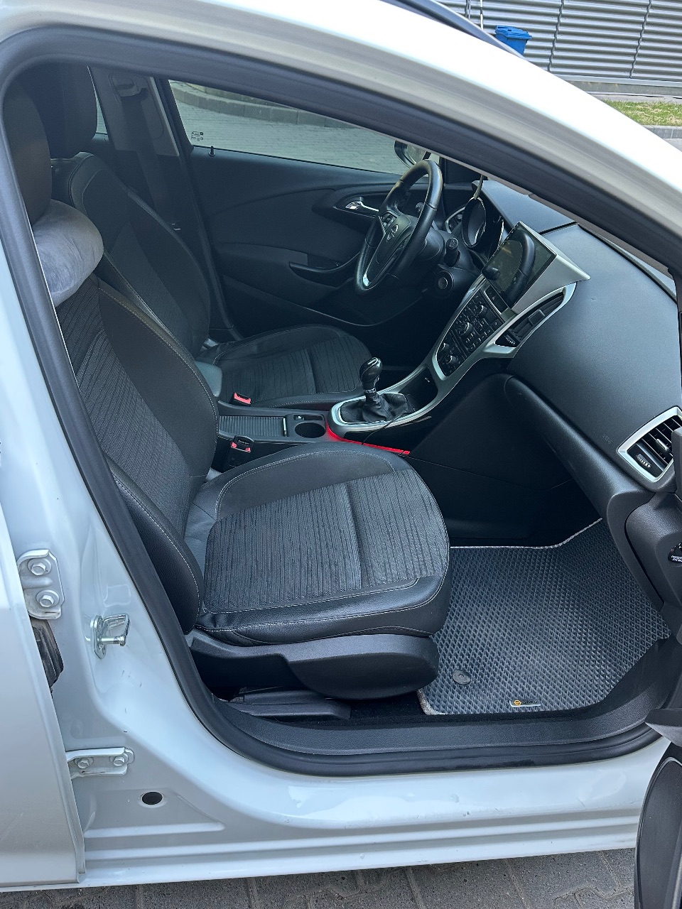 Opel Astra - фото 6