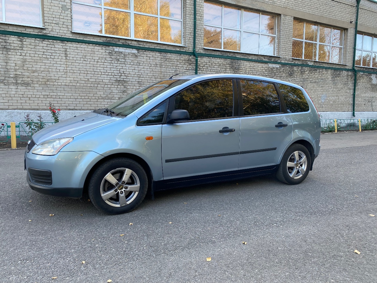 Ford Focus - фото 2