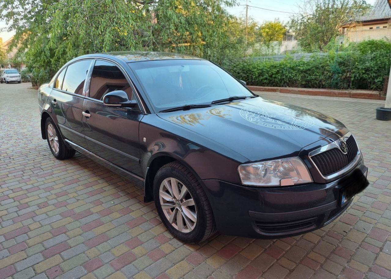 Skoda Superb - фото 1