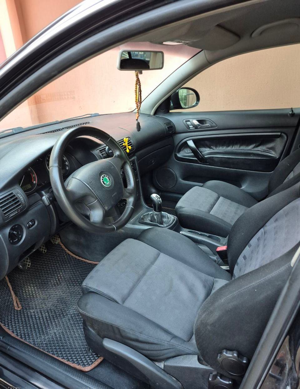 Skoda Superb - фото 3