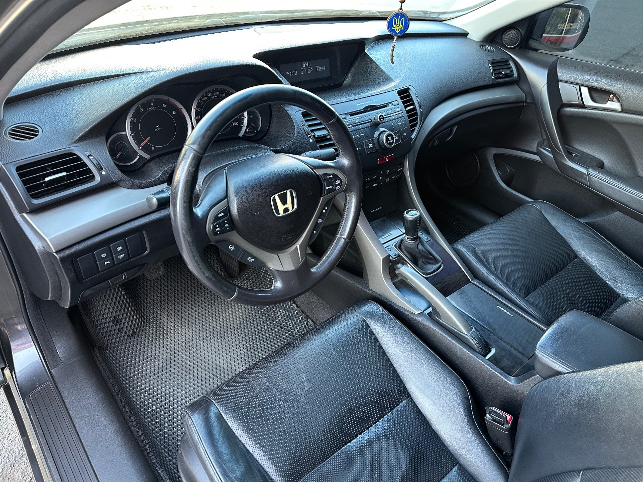 Honda Accord - фото 8