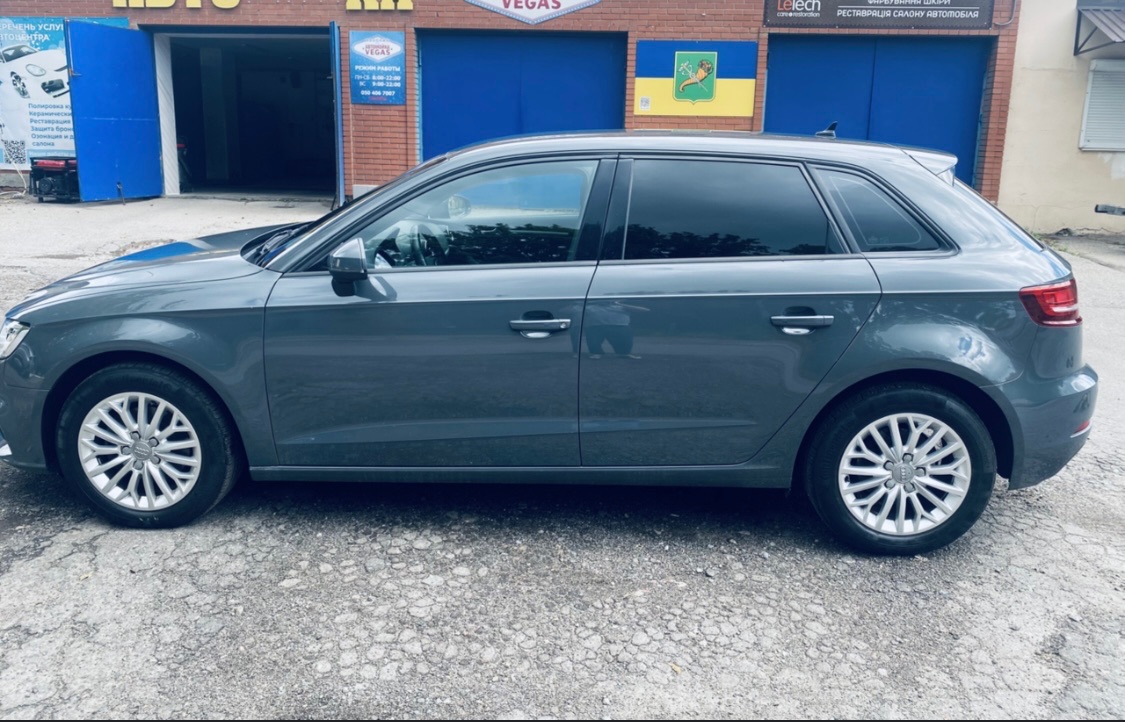 Audi A3 - фото 6