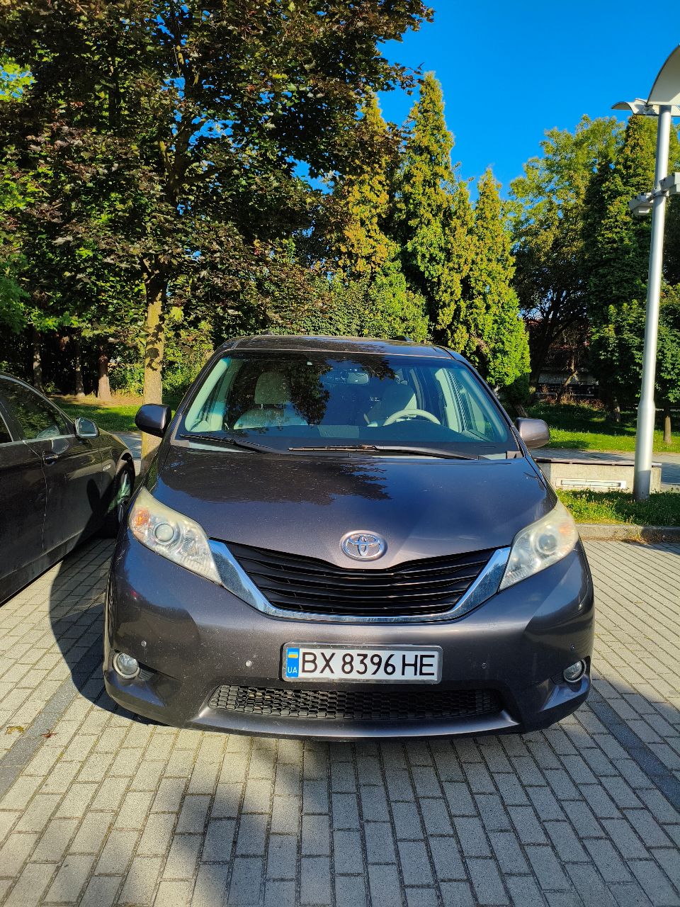 Toyota Sienna - фото 15