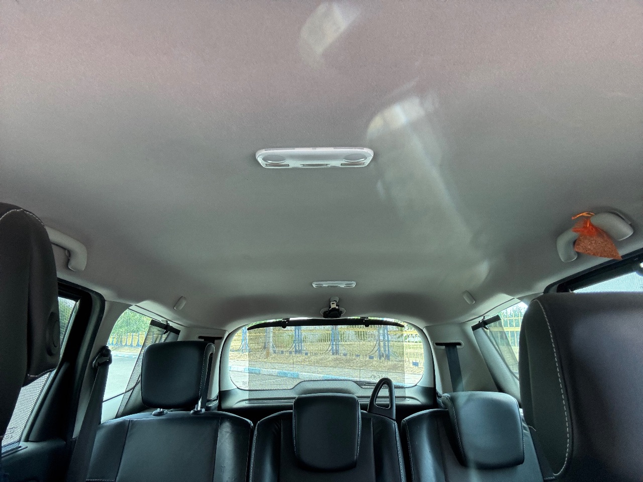 Renault Scenic - фото 16