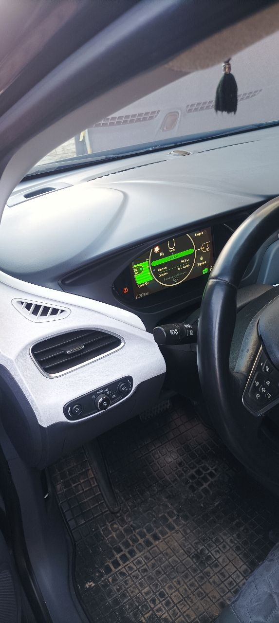 Opel Ampera - фото 20