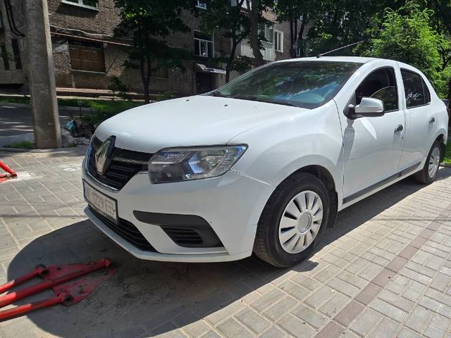 Renault Logan - зображення 1