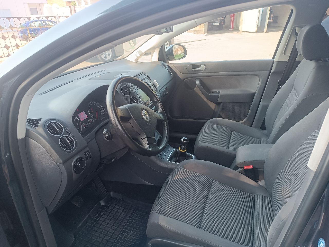 Volkswagen Golf Plus - фото 19