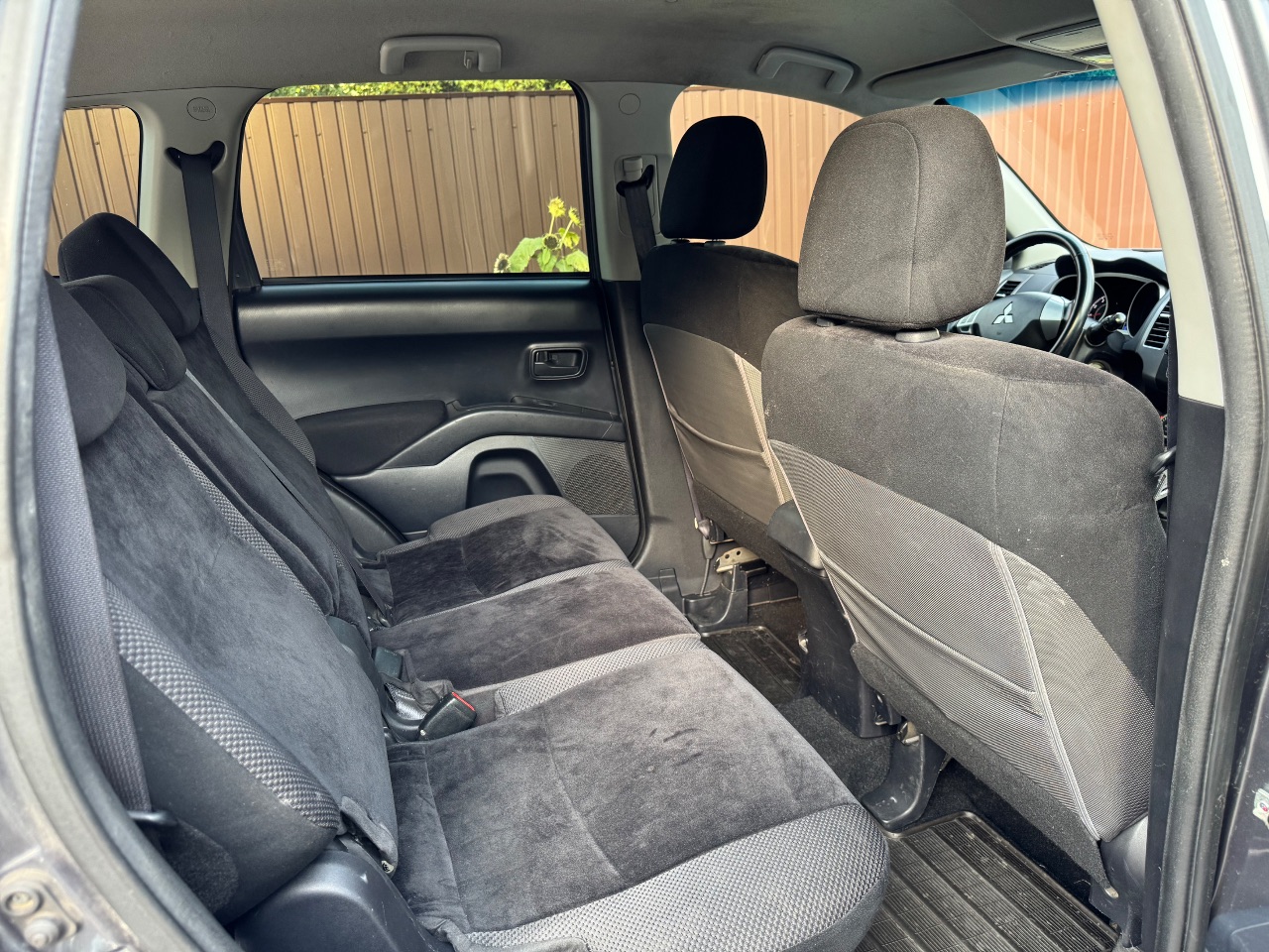 Mitsubishi Outlander - фото 11